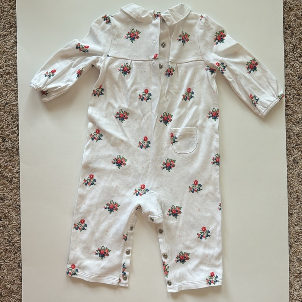 EUC Janie and Jack Classic White Floral Baby One-Piece with Red Trim 6-12 months - Picture 3 of 5